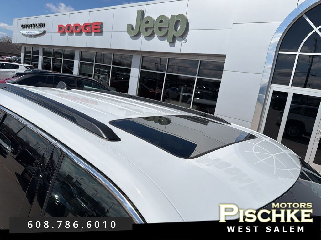 2024 Jeep Grand Cherokee Laredo X 4x2