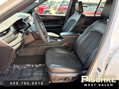 2025 Jeep Grand Cherokee Altitude 4x4