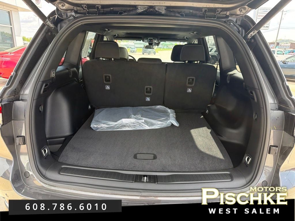 2025 Jeep Grand Cherokee Laredo X 4x4