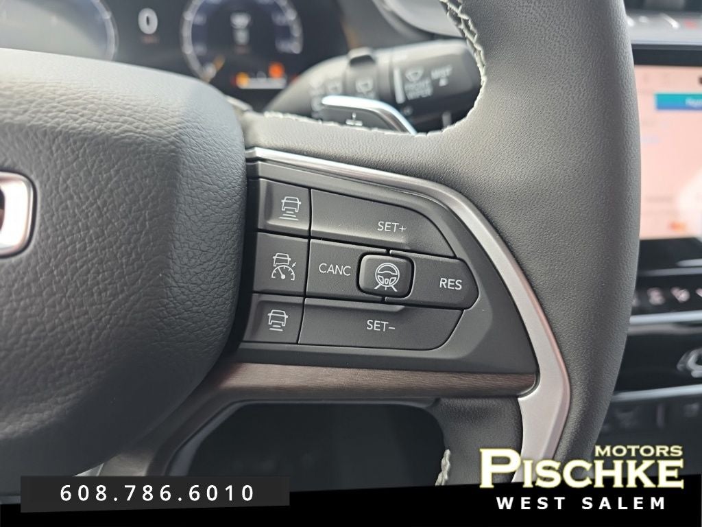 2026 Jeep Grand Cherokee GRAND CHEROKEE LAREDO ALTITUDE 4X4