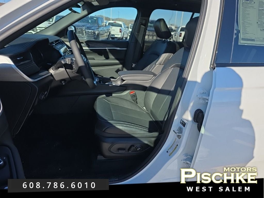 2026 Jeep Grand Cherokee GRAND CHEROKEE LIMITED RESERVE 4X4