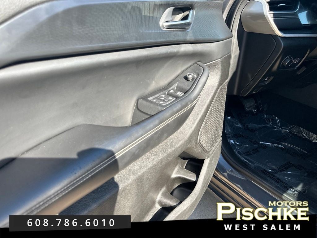 2023 Jeep Grand Cherokee L Laredo 4x4