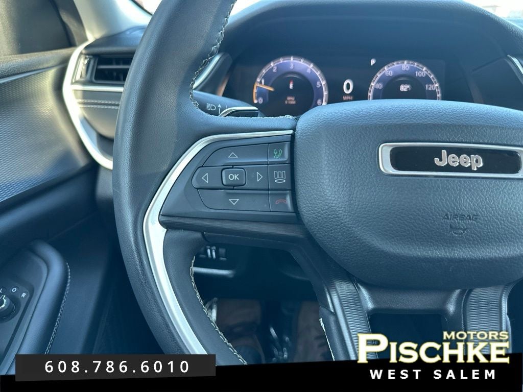 2023 Jeep Grand Cherokee L Laredo 4x4