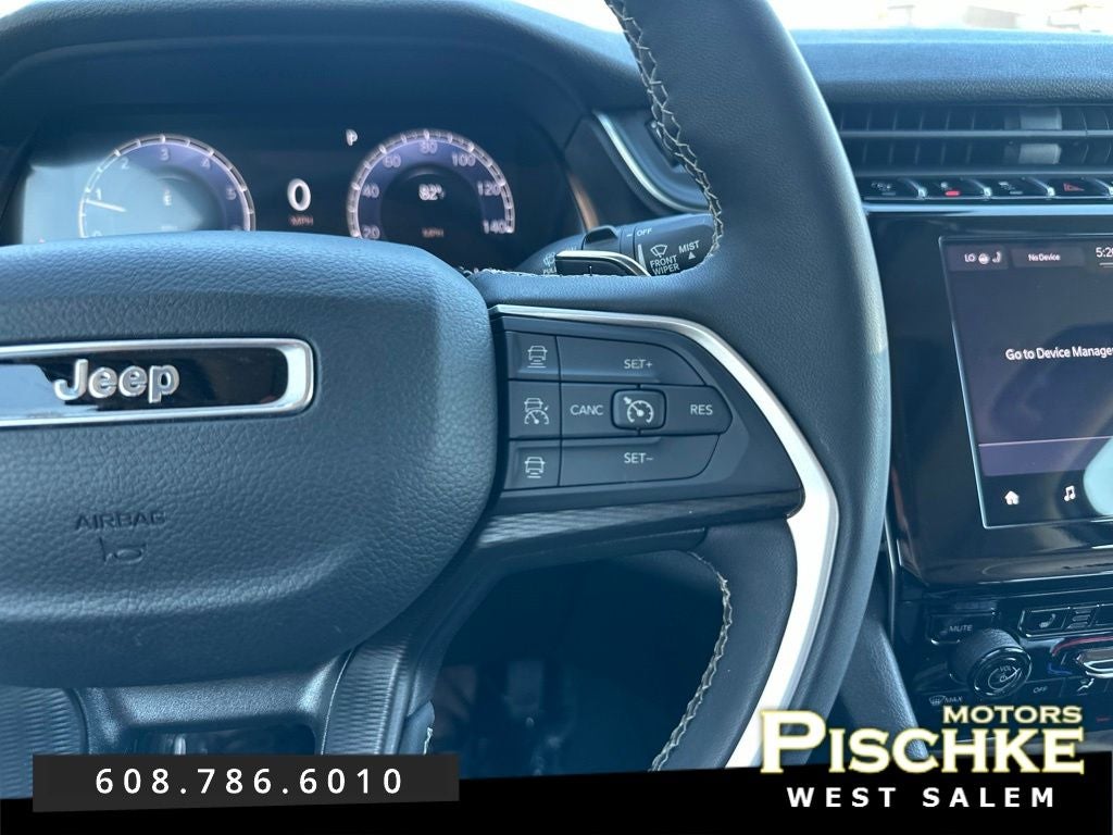 2023 Jeep Grand Cherokee L Laredo 4x4