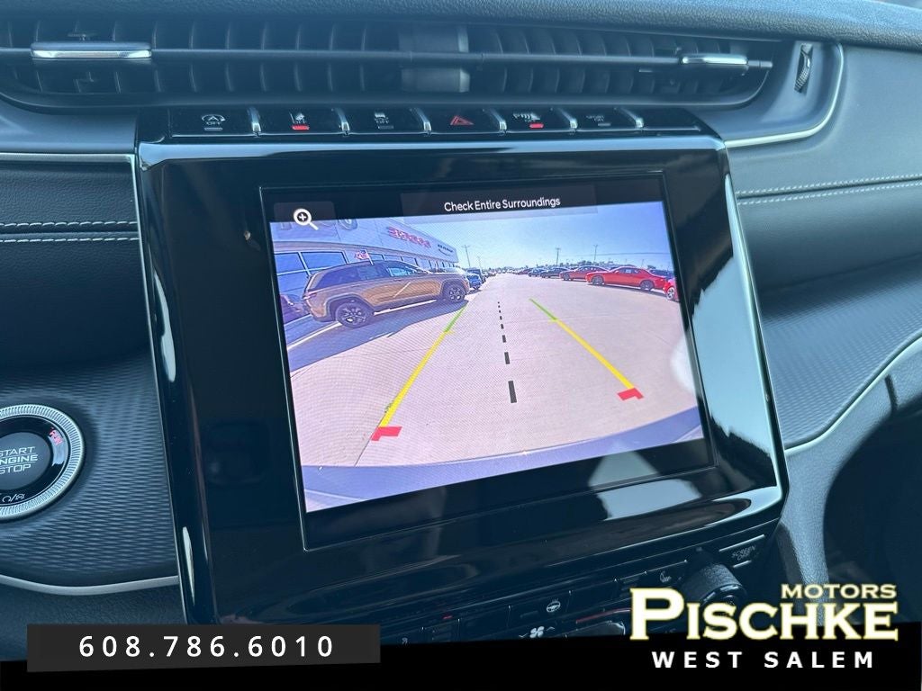 2023 Jeep Grand Cherokee L Laredo 4x4