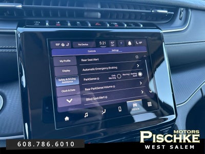 2023 Jeep Grand Cherokee L Laredo 4x4