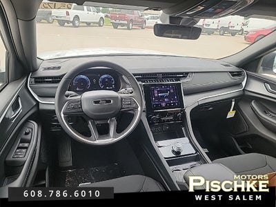 2025 Jeep Grand Cherokee GRAND CHEROKEE L LAREDO 4X4