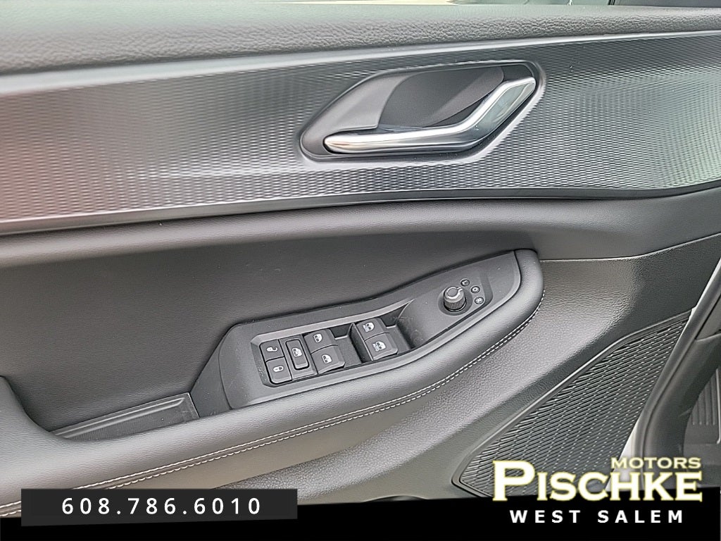 2025 Jeep Grand Cherokee GRAND CHEROKEE L LAREDO 4X4