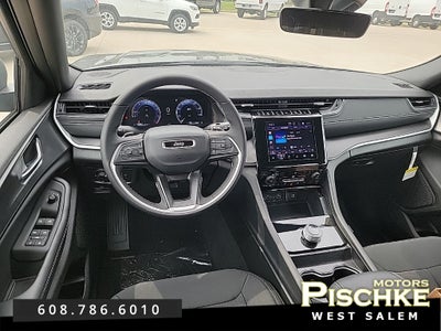2025 Jeep Grand Cherokee GRAND CHEROKEE L LAREDO 4X4