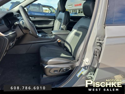 2027 Jeep Grand Cherokee GRAND CHEROKEE L LAREDO ALTITUDE 4X4