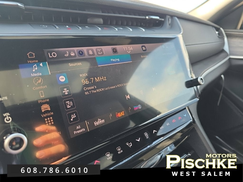 2027 Jeep Grand Cherokee GRAND CHEROKEE L LAREDO ALTITUDE 4X4