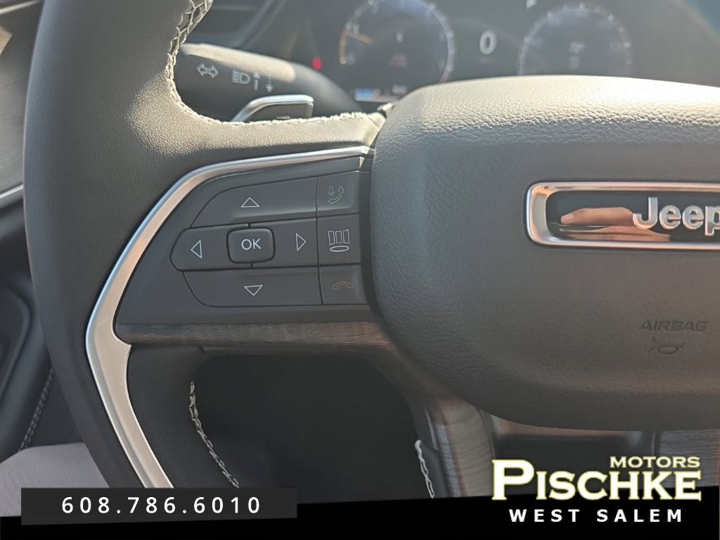 2027 Jeep Grand Cherokee GRAND CHEROKEE L LAREDO ALTITUDE 4X4