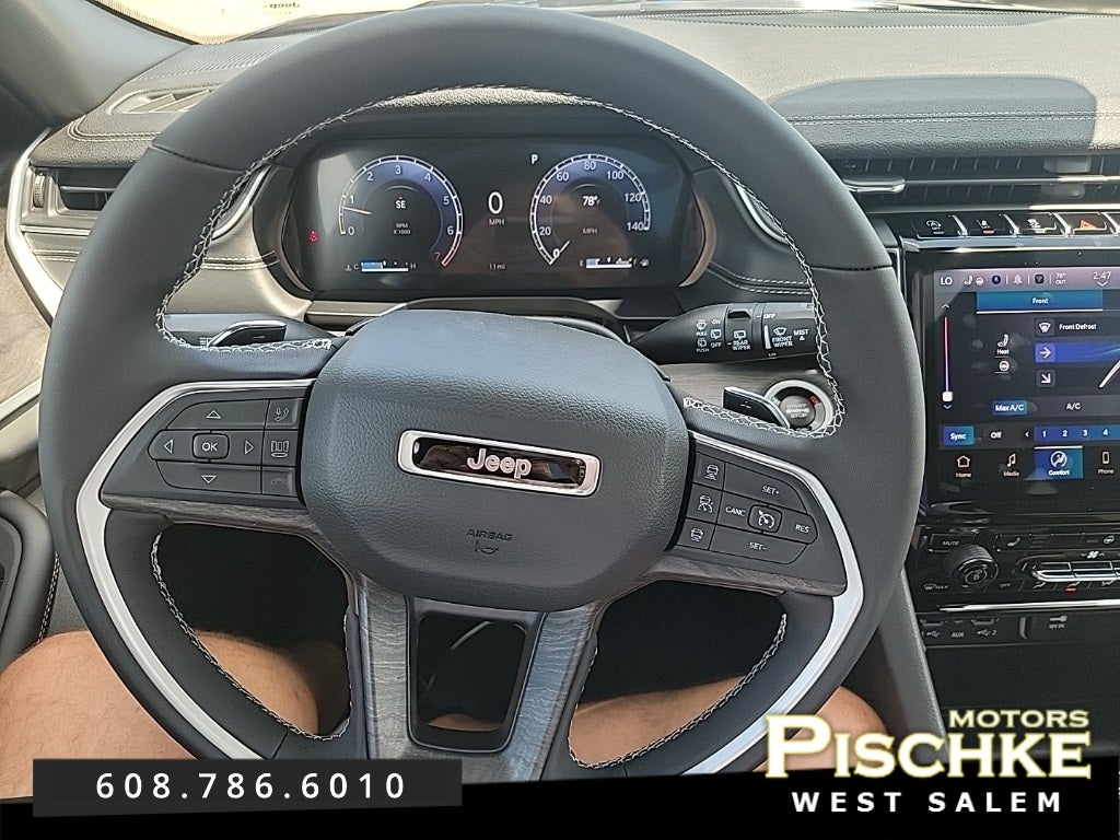 2025 Jeep Grand Cherokee GRAND CHEROKEE L LIMITED 4X4