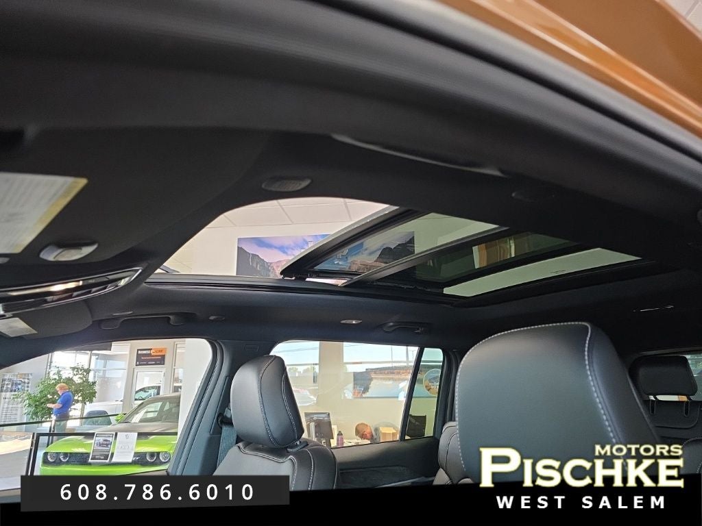 2026 Jeep Grand Cherokee GRAND CHEROKEE L LIMITED RESERVE 4X4