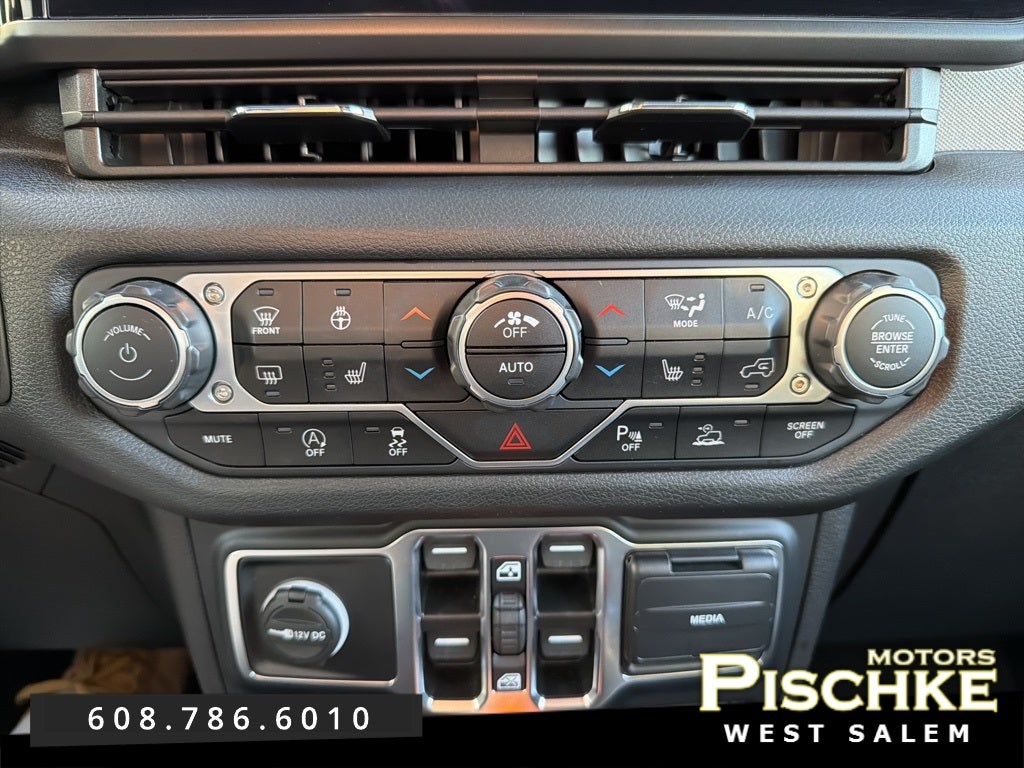 2024 Jeep Wrangler 4-Door Willys 4x4