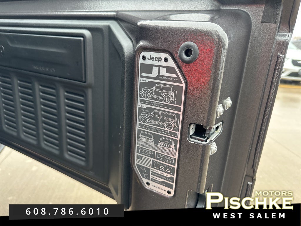 2025 Jeep Wrangler 4xe Sahara 4xe