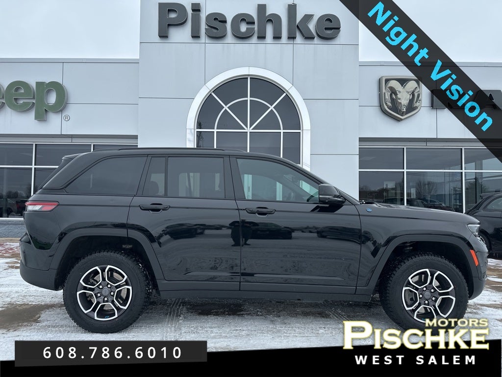 2022 Jeep Grand Cherokee 4xe Trailhawk 4x4