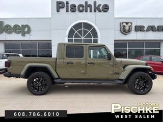 2025 Jeep Gladiator Nighthawk