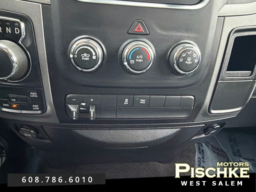 2016 RAM 1500 ST