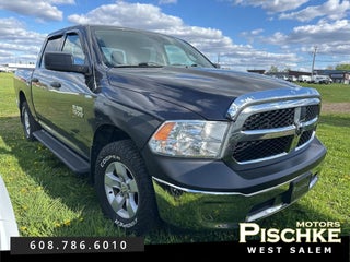 2016 RAM 1500 ST