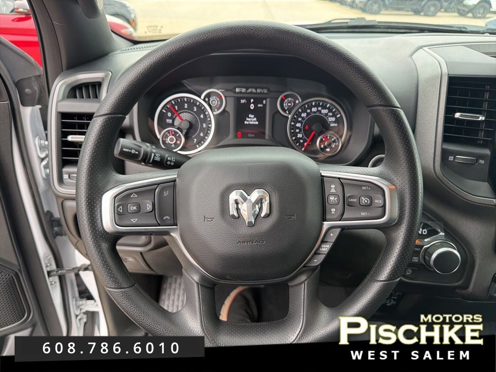 2025 RAM 1500 Tradesman Crew Cab 4x4 5'7' Box