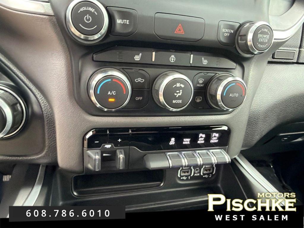2022 RAM Ram 1500 Big Horn Crew Cab 4x4 5'7' Box