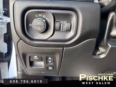 2025 RAM Ram 1500 Big Horn Crew Cab 4x4 5'7' Box