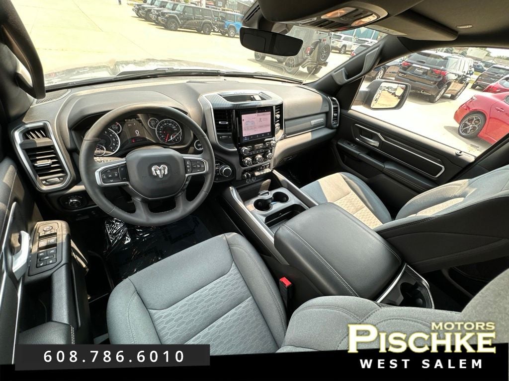 2025 RAM Ram 1500 Big Horn Crew Cab 4x4 5'7' Box