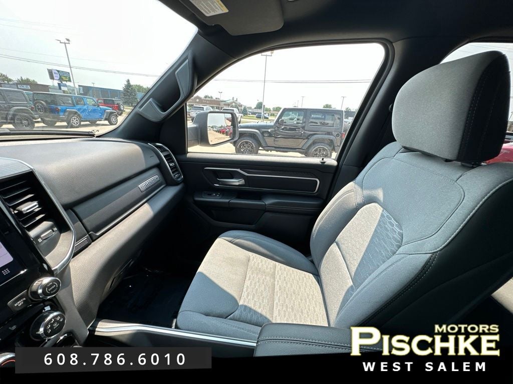 2025 RAM Ram 1500 Big Horn Crew Cab 4x4 5'7' Box