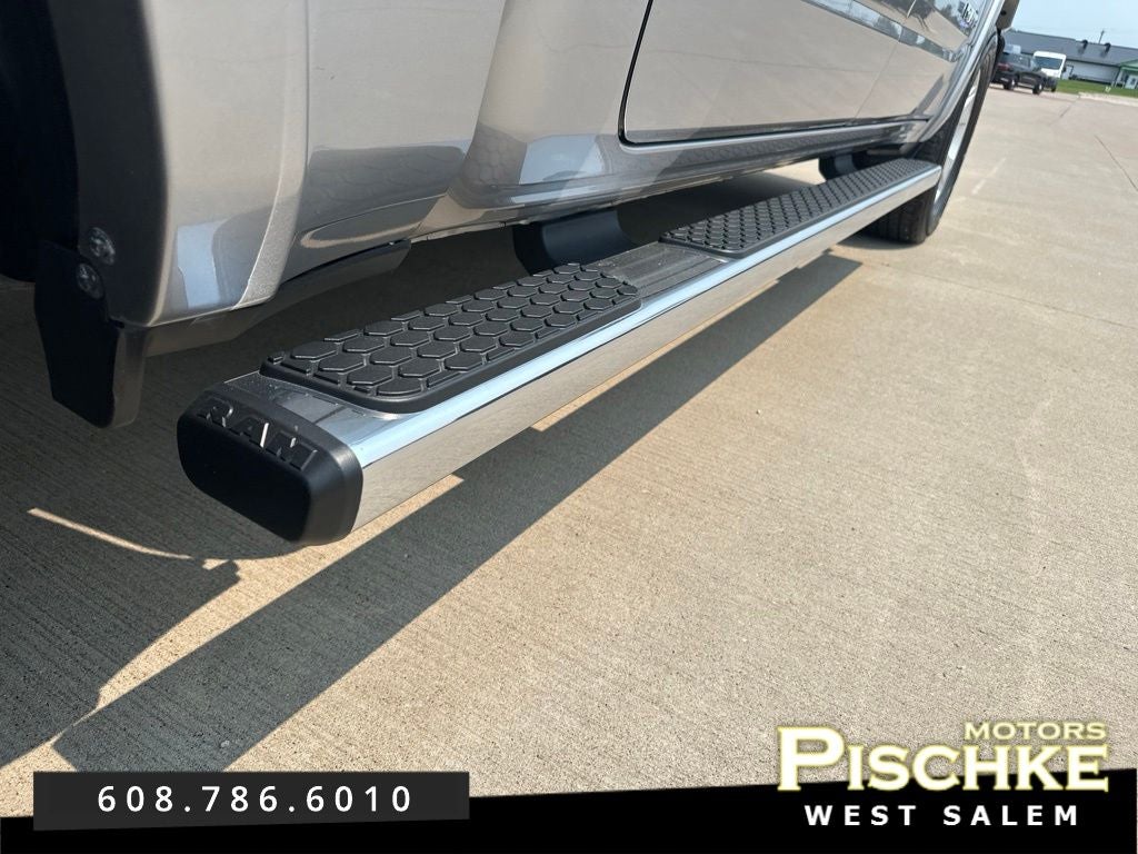 2025 RAM Ram 1500 Big Horn Crew Cab 4x4 5'7' Box