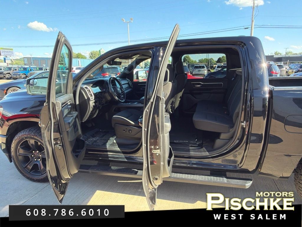 2023 RAM 1500 Big Horn Crew Cab 4x4 5'7' Box