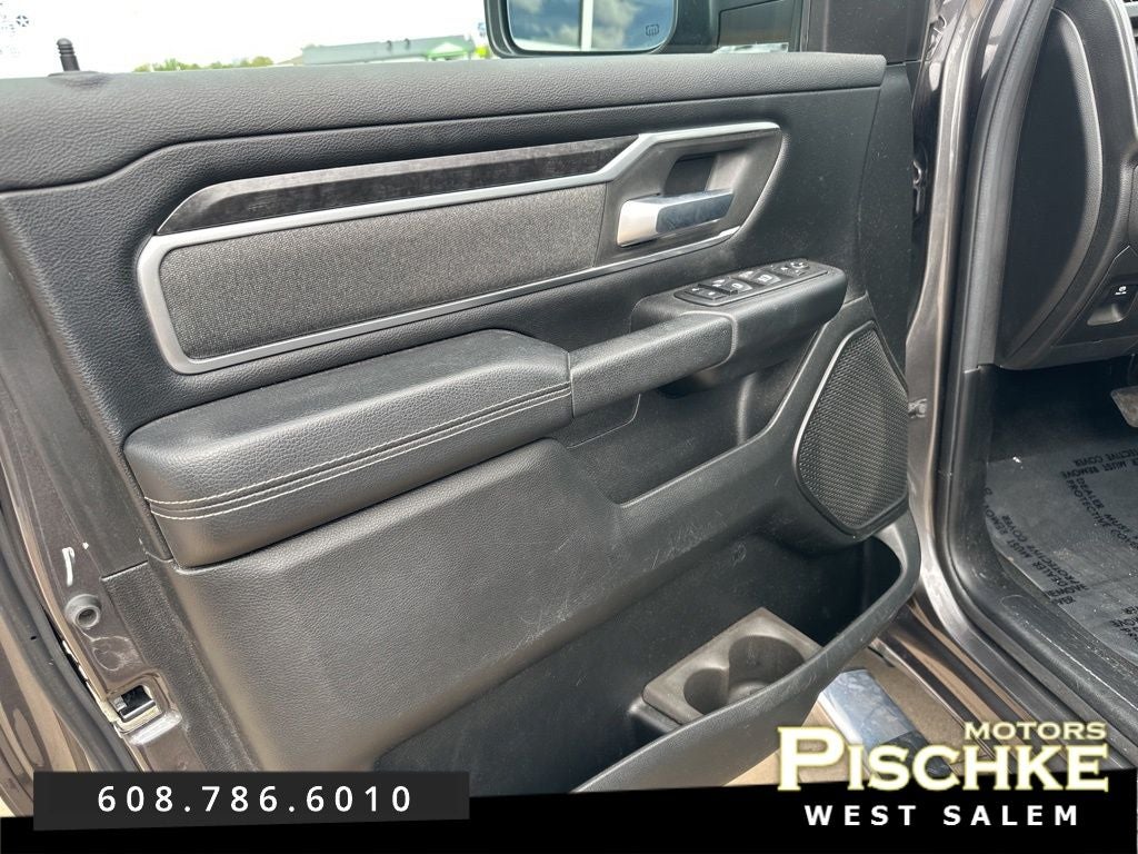 2020 RAM 1500 Big Horn Crew Cab 4x4 5'7' Box