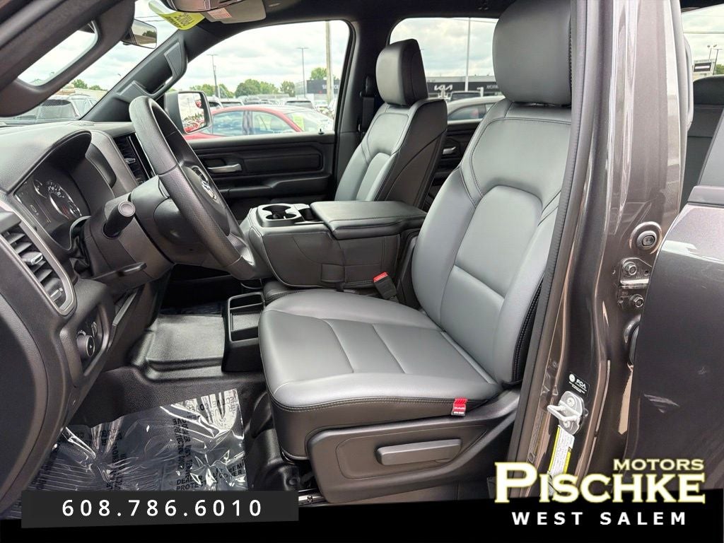 2025 RAM Ram 1500 Tradesman Crew Cab 4x4 5'7' Box