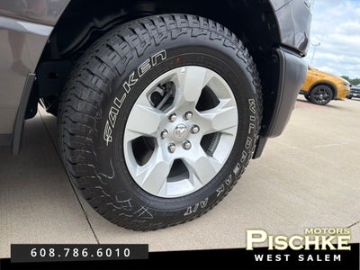 2025 RAM Ram 1500 Tradesman Crew Cab 4x4 5'7' Box