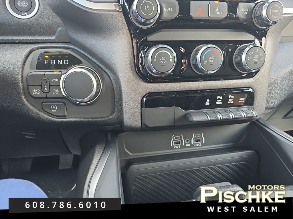 2026 RAM Ram 1500 RAM 1500 EXPRESS CREW CAB 4X4 5'7' BOX