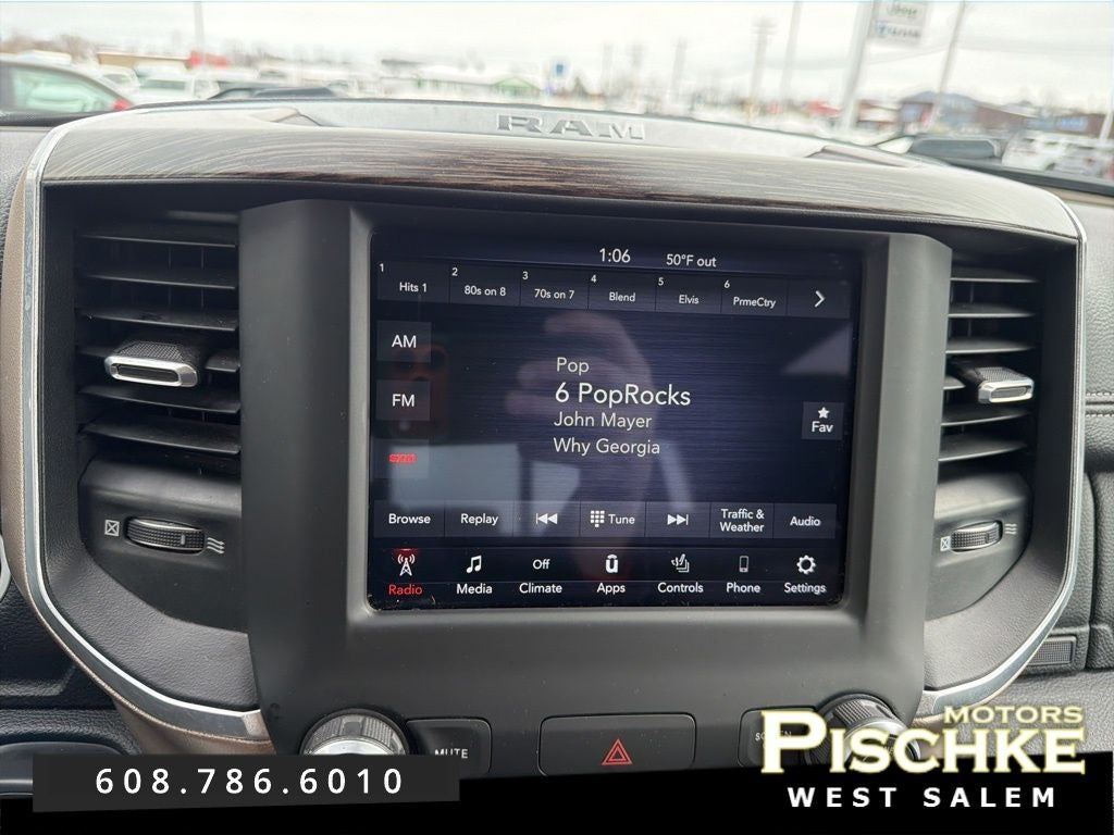 2020 RAM 1500 Laramie Crew Cab 4x4 5'7' Box