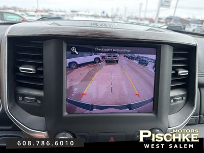 2020 RAM 1500 Laramie Crew Cab 4x4 5'7' Box