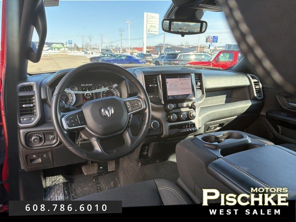 2025 RAM 1500 Tradesman Crew Cab 4x4 6'4' Box