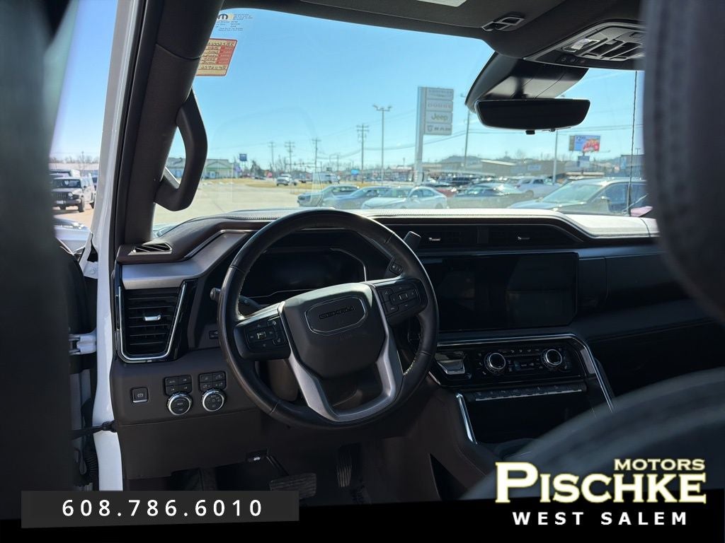 2024 GMC Sierra 2500HD 4WD Crew Cab Standard Bed Denali