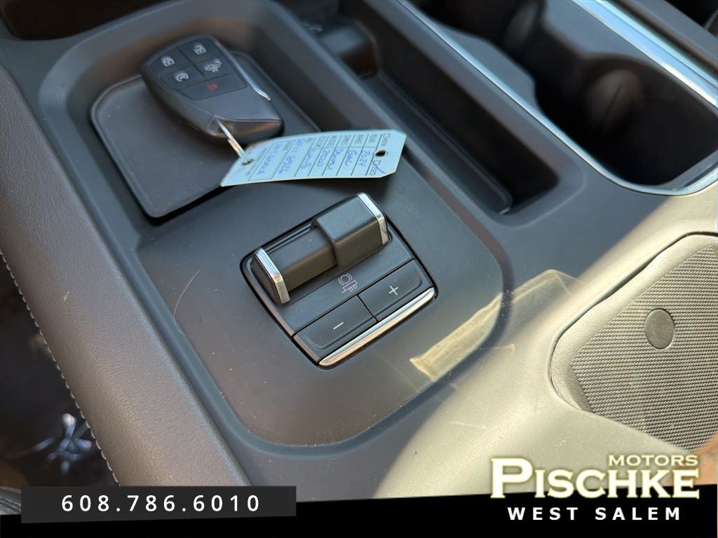 2024 GMC Sierra 2500HD 4WD Crew Cab Standard Bed Denali