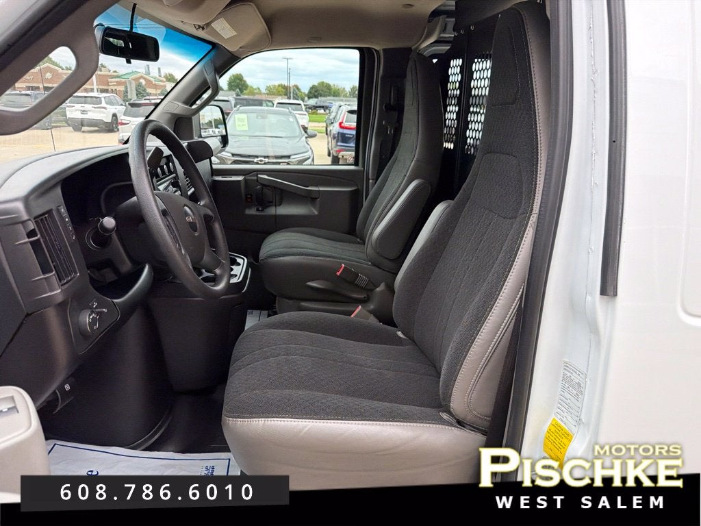 2025 GMC Savana Cargo RWD 2500 Regular Wheelbase Work Van