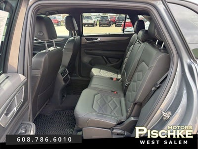 2024 Volkswagen Atlas Cross Sport 2.0T SE w/Technology