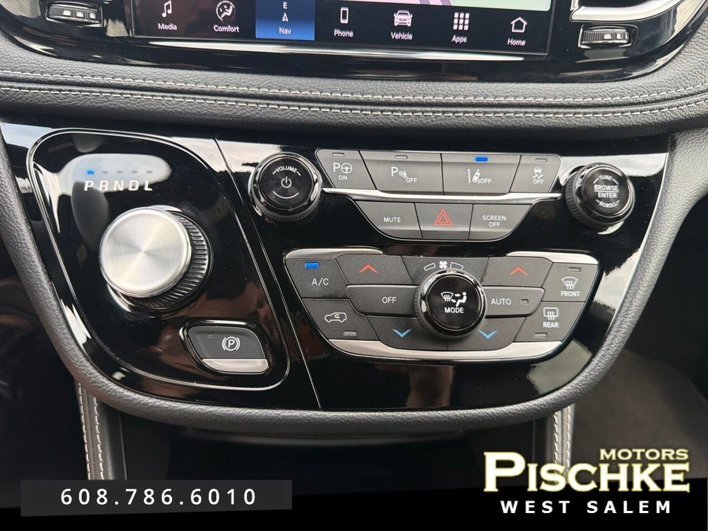 2024 Chrysler Pacifica Hybrid Premium S Appearance Pkg