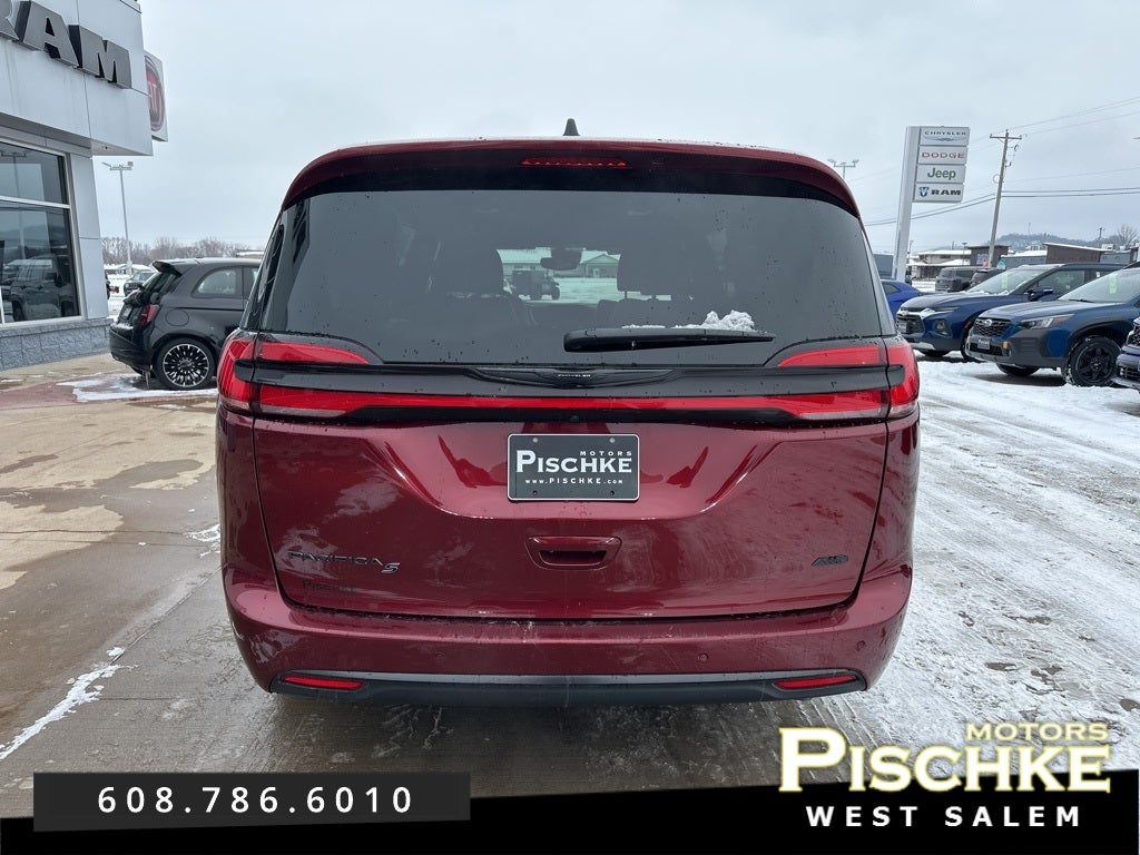 2023 Chrysler Pacifica Touring L AWD