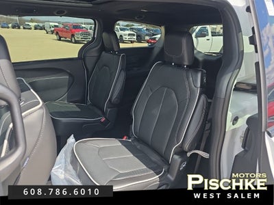 2026 Chrysler Pacifica PACIFICA LIMITED AWD