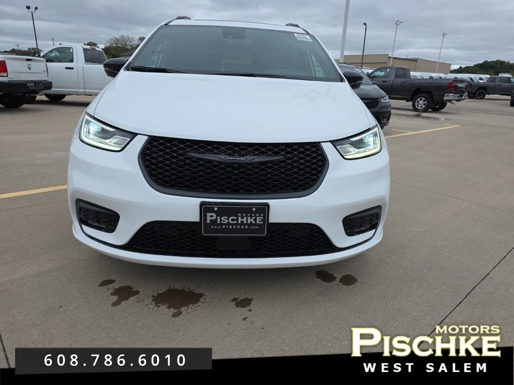 2026 Chrysler Pacifica PACIFICA LIMITED AWD
