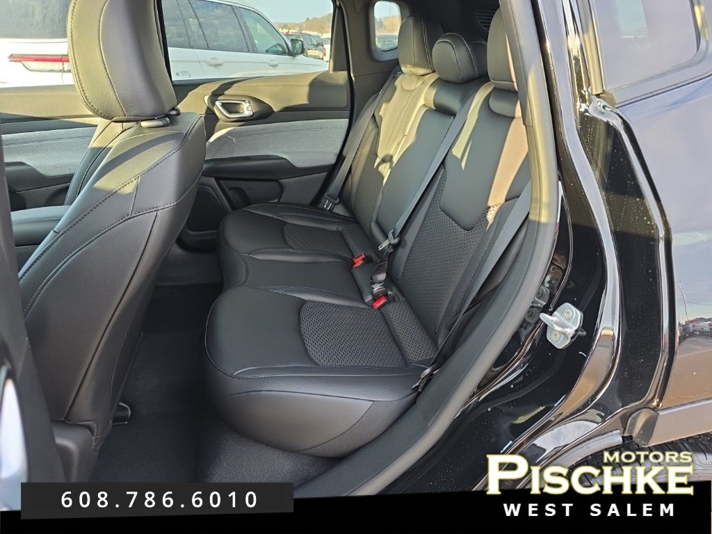 2026 Jeep Compass COMPASS LATITUDE 4X4