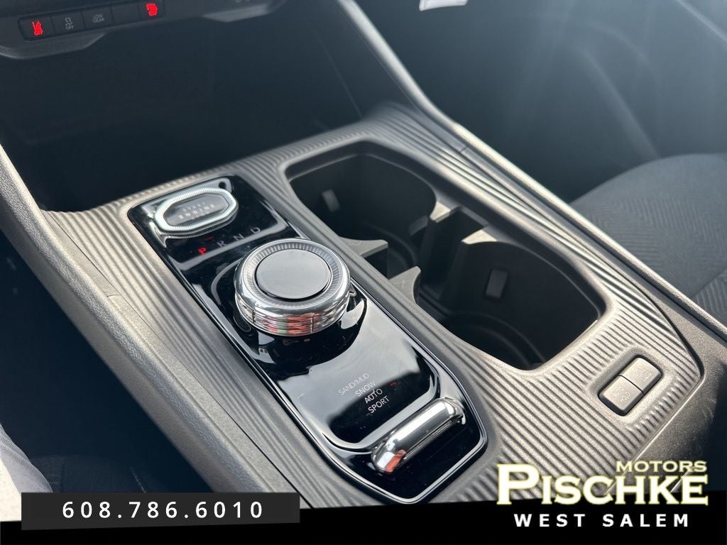 2026 Jeep Cherokee CHEROKEE LAREDO 4X4