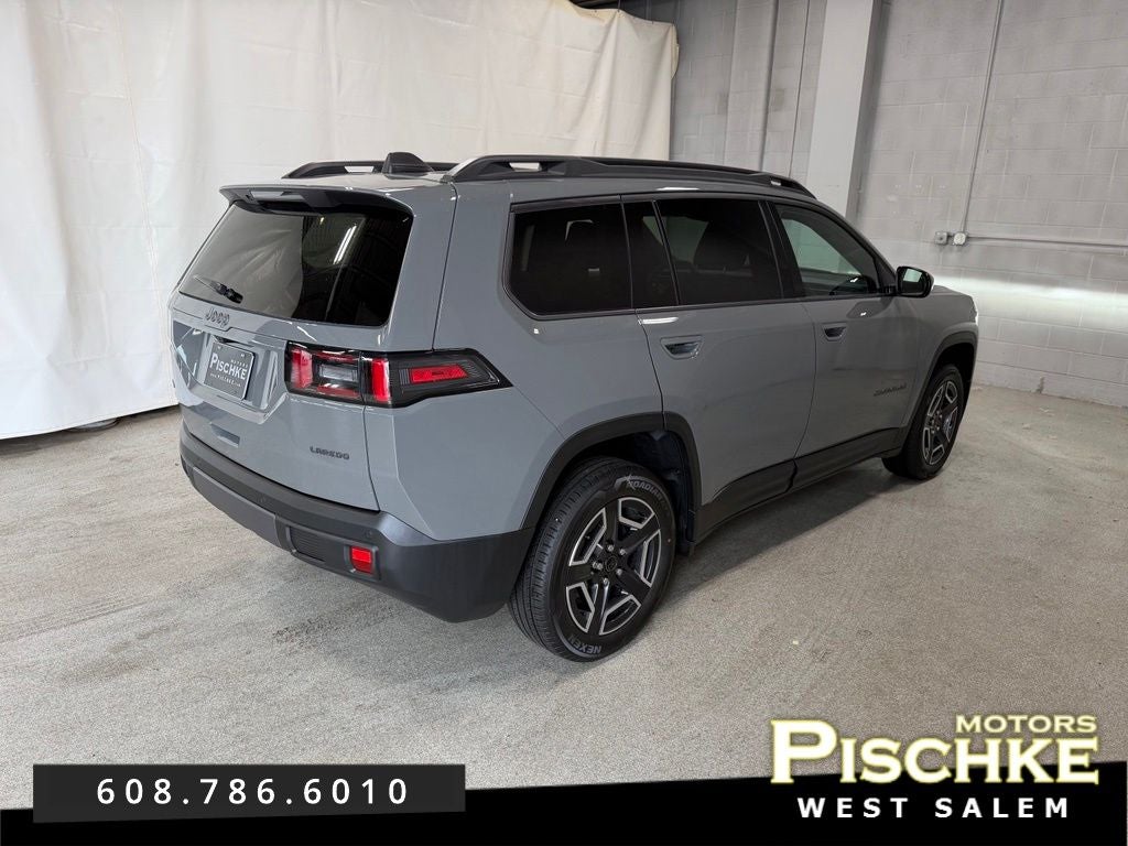 2026 Jeep Cherokee CHEROKEE LAREDO 4X4