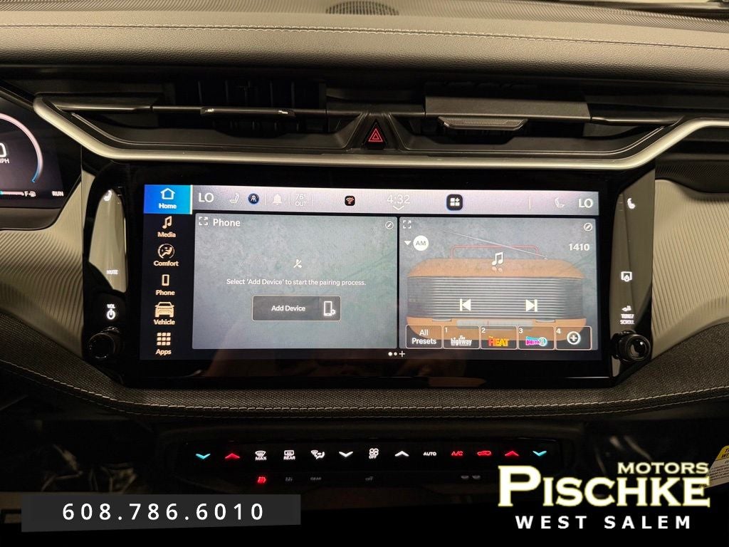 2026 Jeep Cherokee CHEROKEE LAREDO 4X4